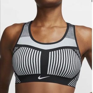Nike Flyknit technology racerback sports bra, great condition